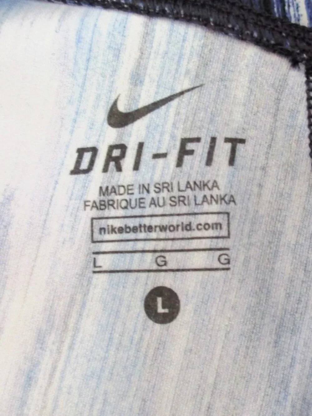 NIKE Active Leggings Size Large DRI Fit Blue Capri